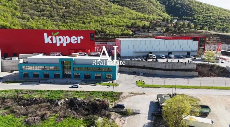 Ofrohet me qira objekt eksklusiv📍Zhelinë